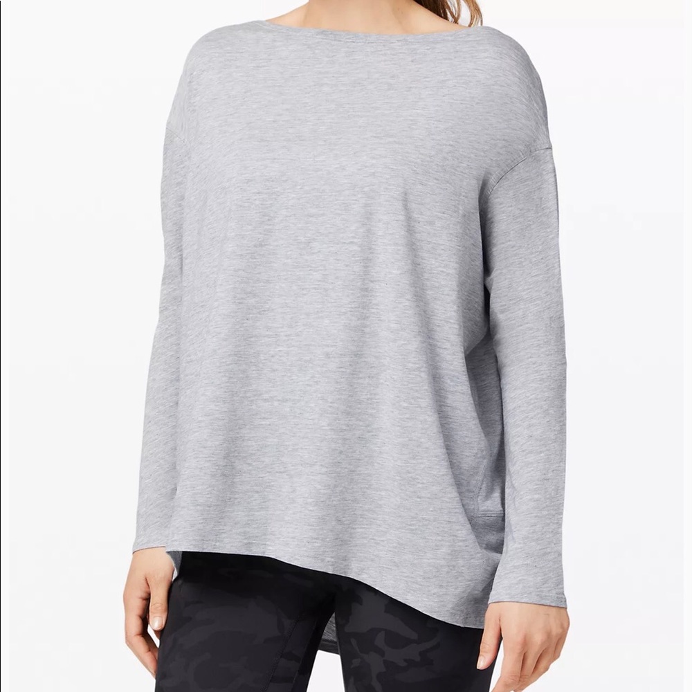 Lululemon Back In Action Long Sleeve Size 2